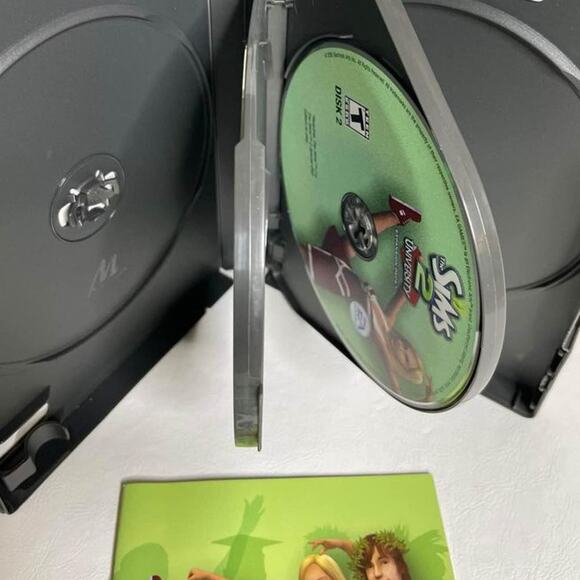 Lot of 6 Sims PC Games CD W/ MANUALS (1C-PCS23) - Picture 8 of 9